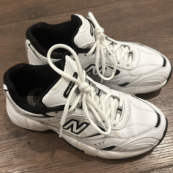 New Balance 452 White & Black - Picture 6 of 7